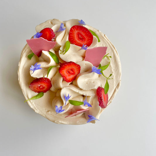 Gâteau monté fraise du Québec, vanille et citronnelle